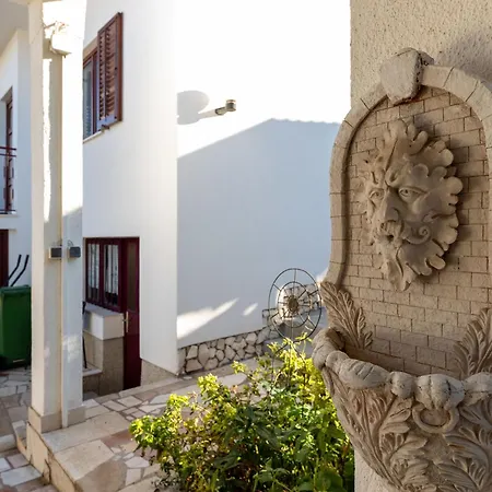 Apartamento Dalero 1 By Interhome Trogir
