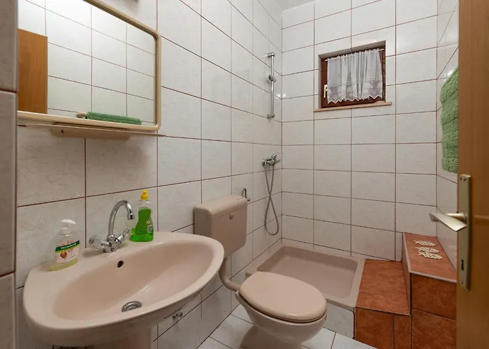 Dalero 1 By Interhome Lägenhet Trogir